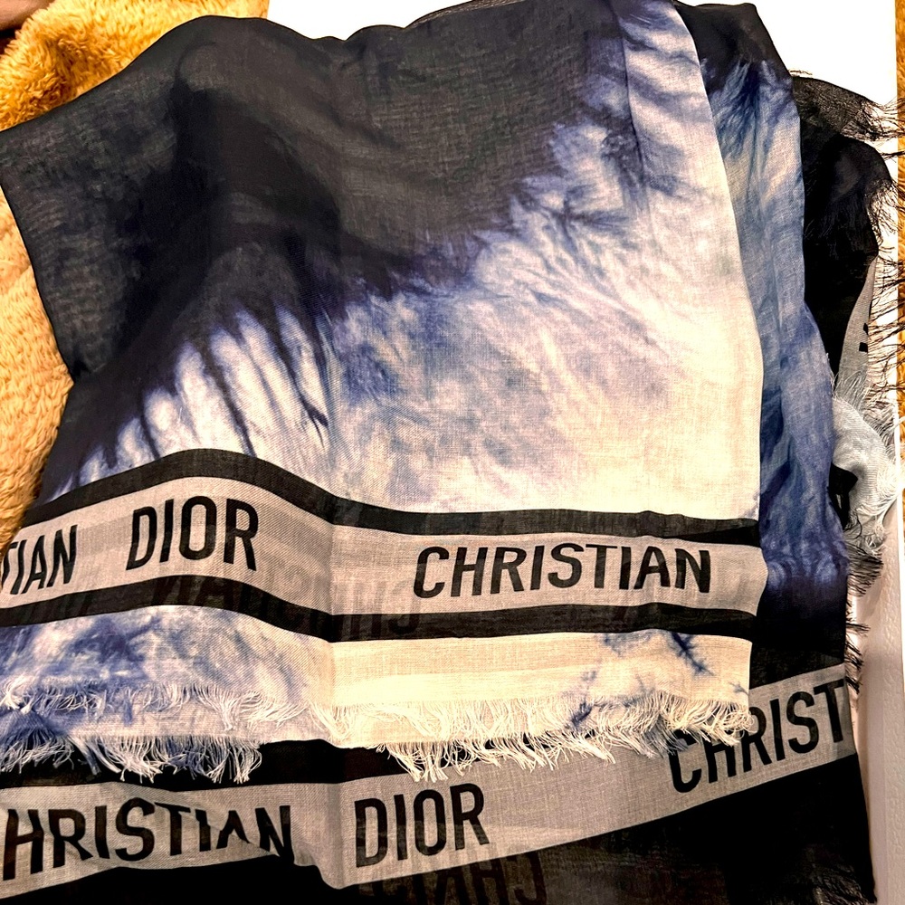 Brand New Christian Dior Patel Collection Scarf